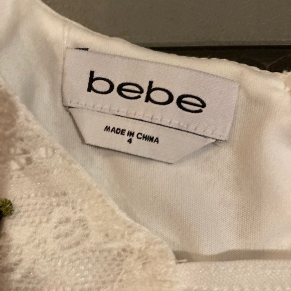 Nice dress - Picture 3 of 4